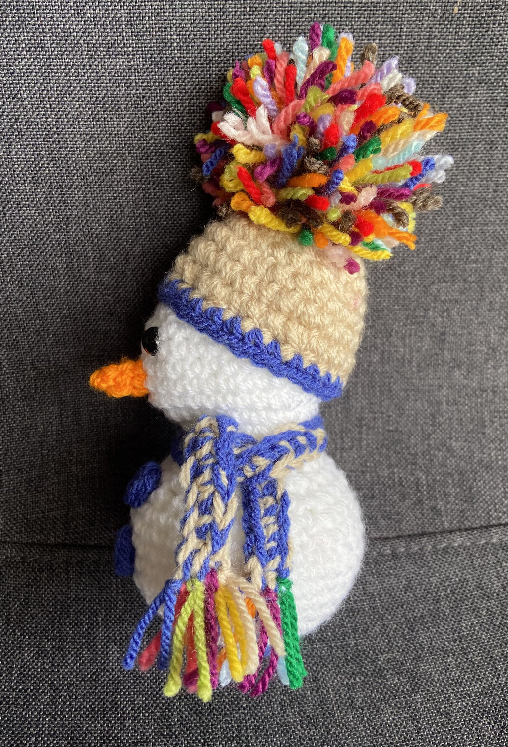 Peluche bonhomme de neige au crochet – Décoration Noël fait main en France Les Crochets d'Isabelle