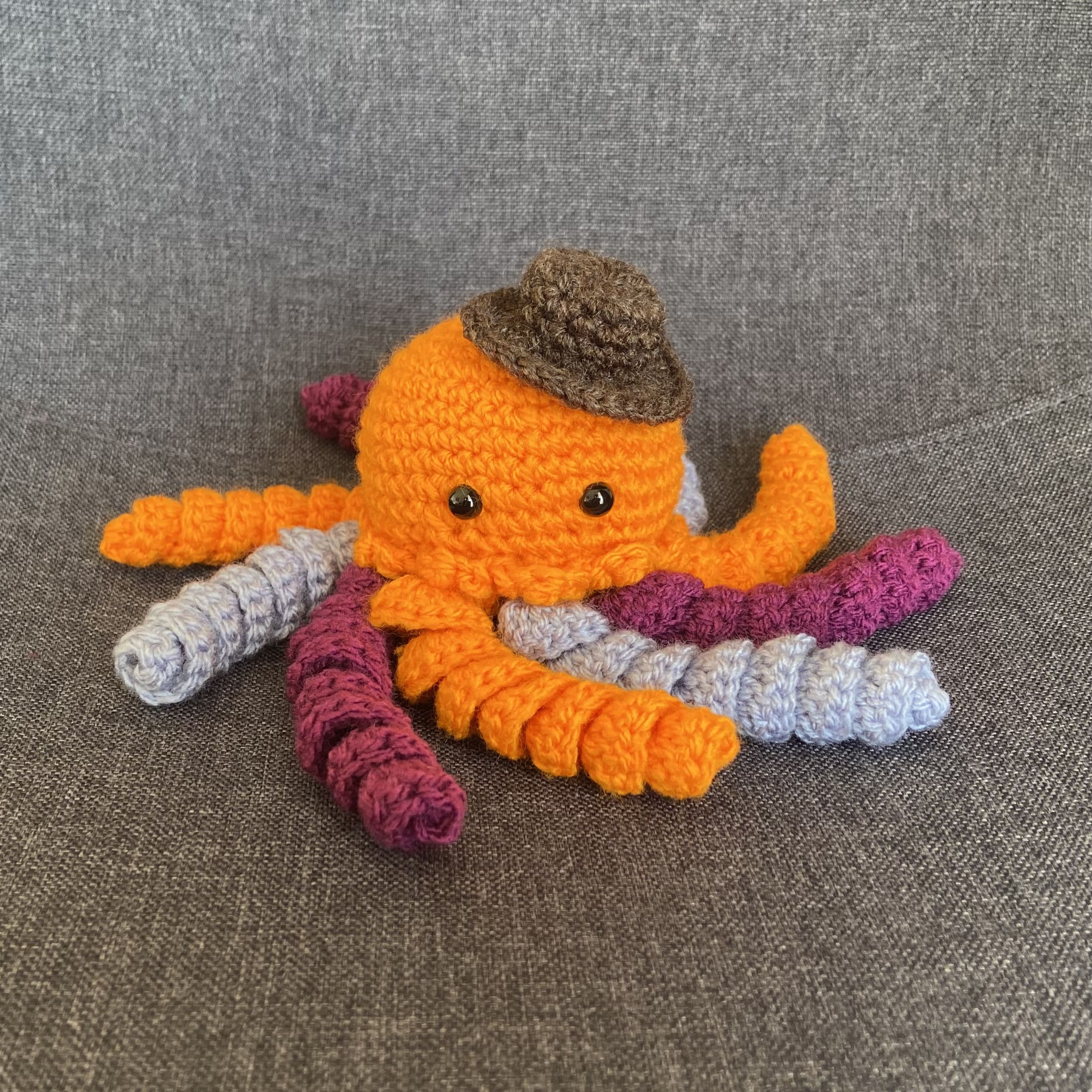 Peluche pieuvre au crochet – Amigurumi fait main en France Les Crochets d'Isabelle