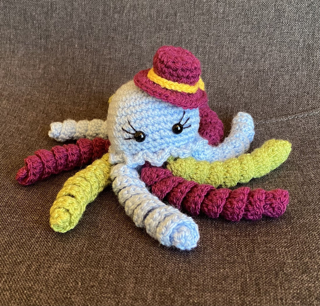 Peluche pieuvre au crochet – Amigurumi fait main en France Les Crochets d'Isabelle