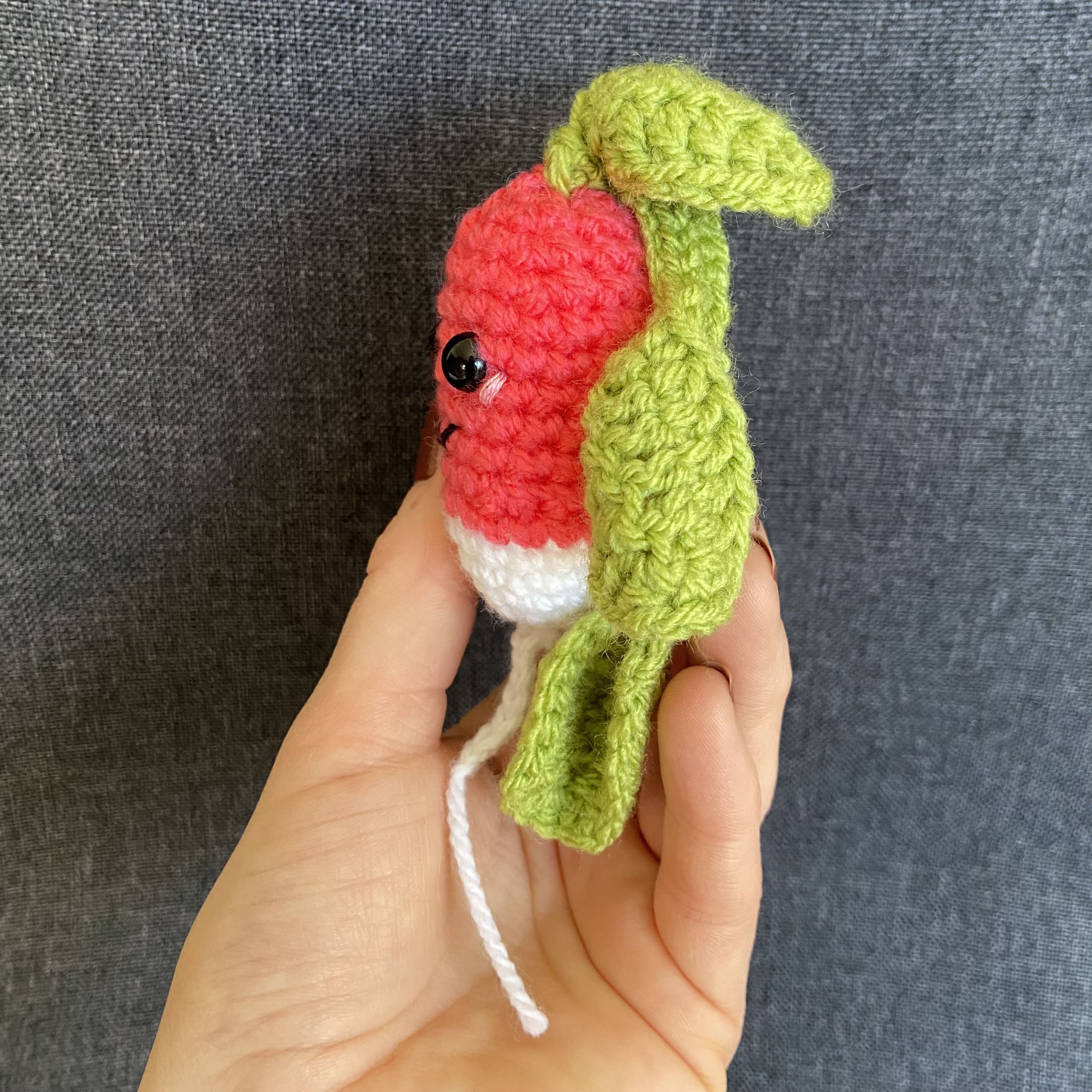 Peluche radis au crochet – Déco cuisine cottagecore fait main en France Les Crochets d'Isabelle