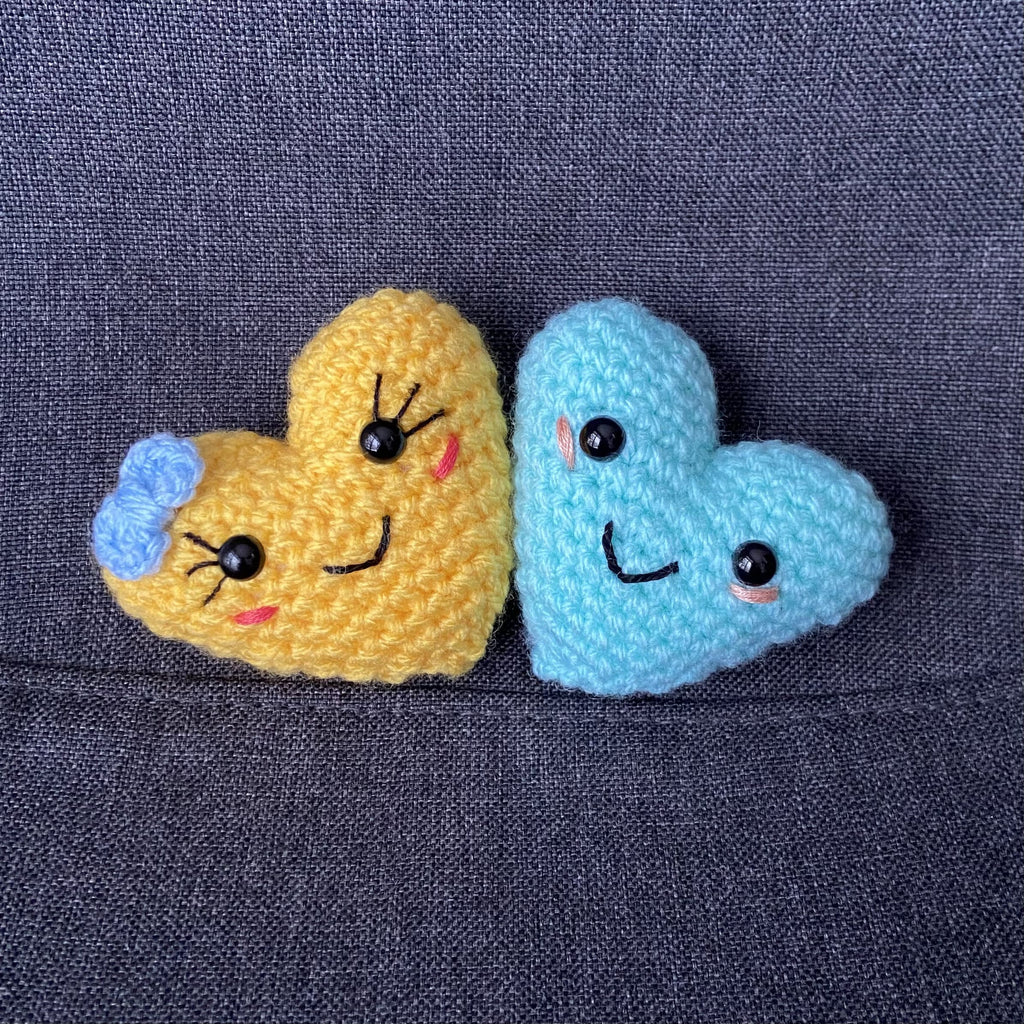 Couple de Cœurs Kawaii au Crochet – Décoration Amigurumi Fait Main en France Les Crochets d'Isabelle
