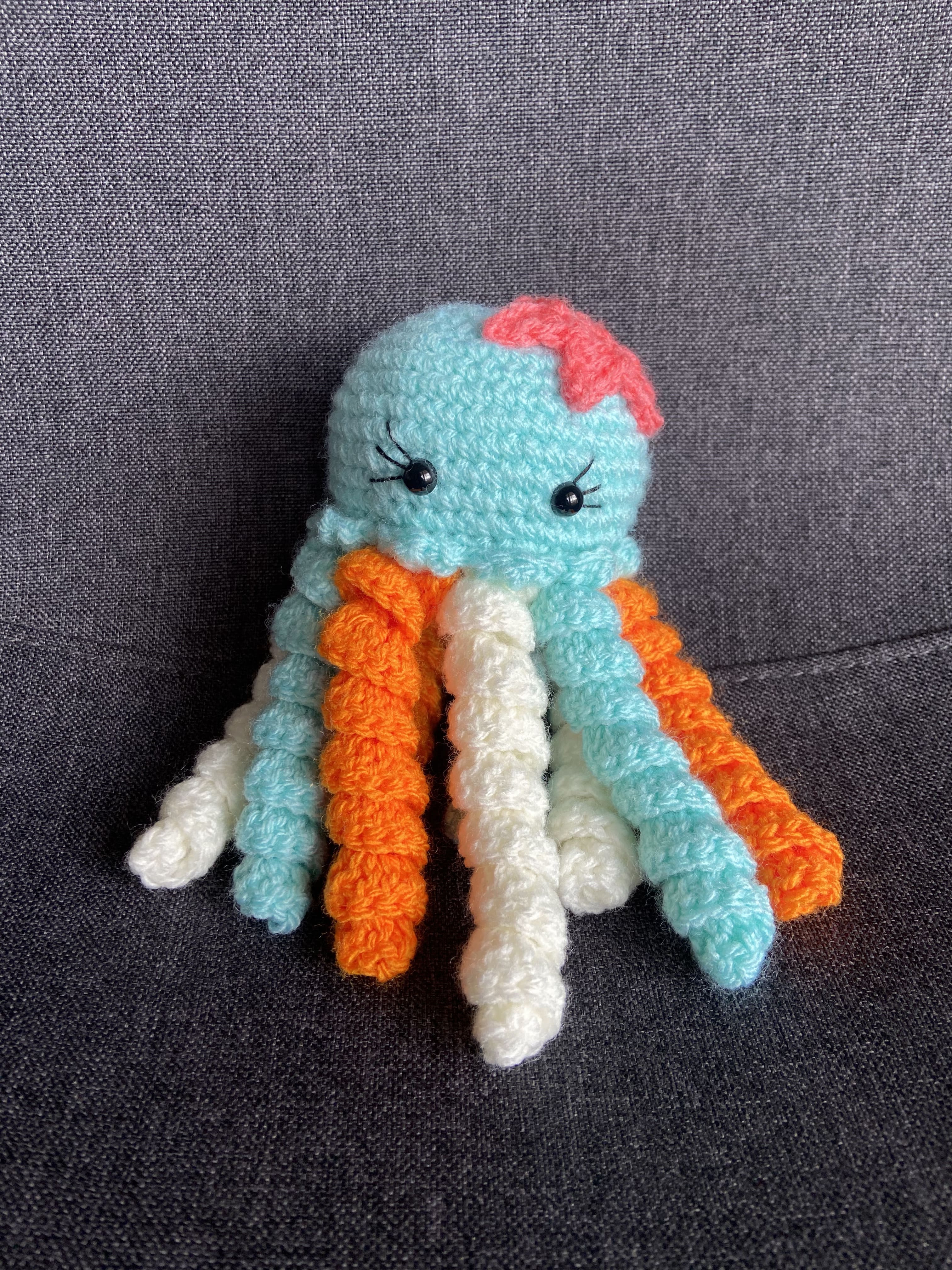 Peluche pieuvre au crochet – Amigurumi fait main en France Les Crochets d'Isabelle