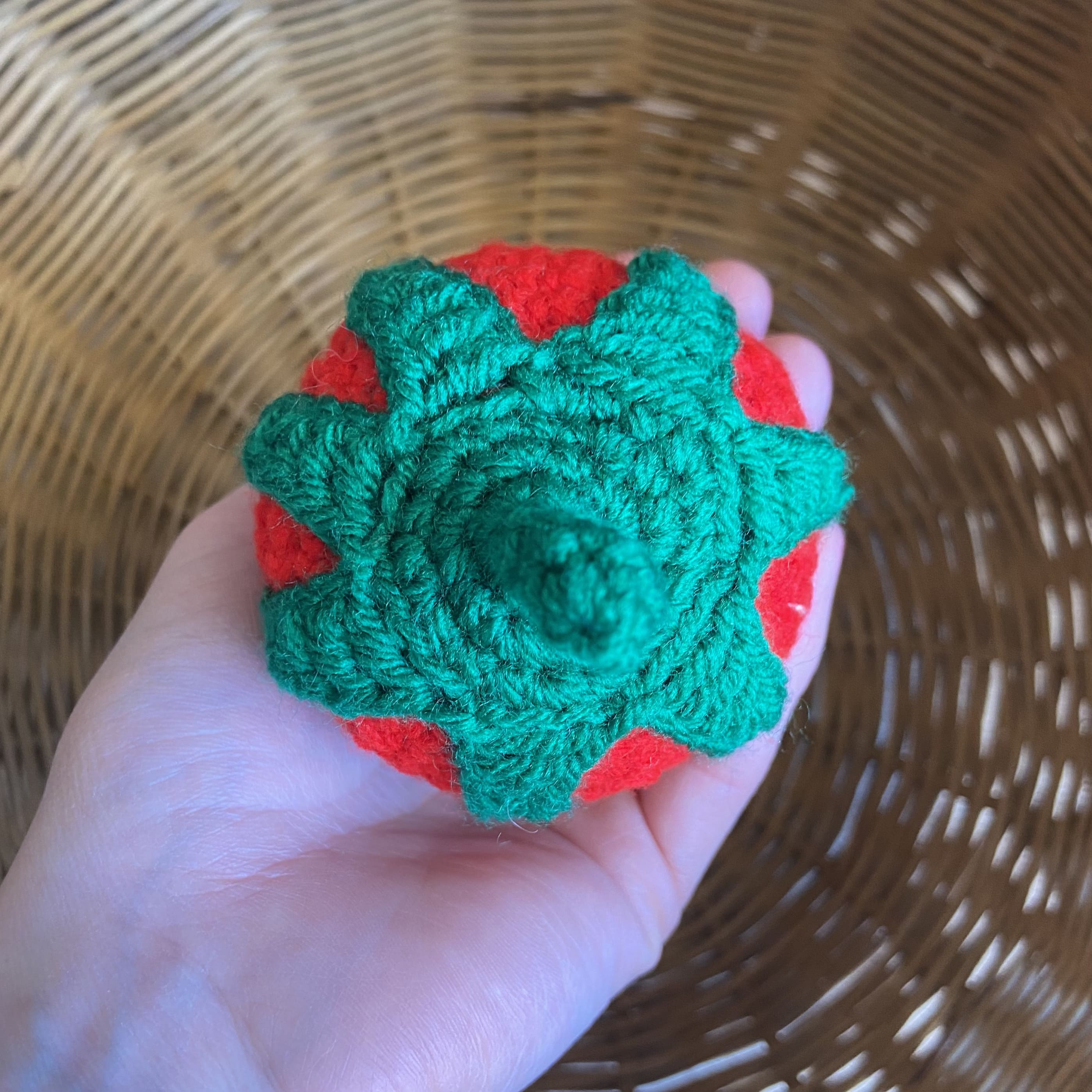 Peluches Fraises au Crochet – Décoration Amigurumi Fait Main en France Les Crochets d'Isabelle