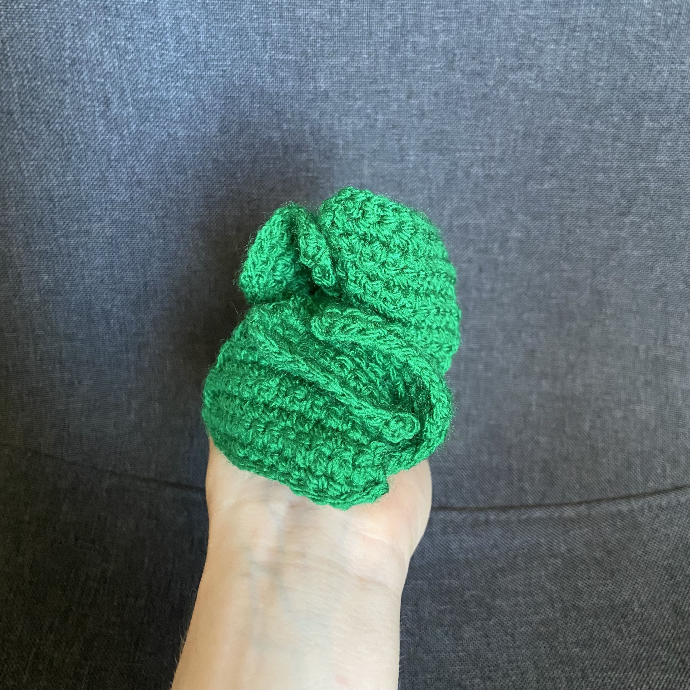 Peluche poireau au crochet – Déco cuisine cottagecore fait main en France Les Crochets d'Isabelle
